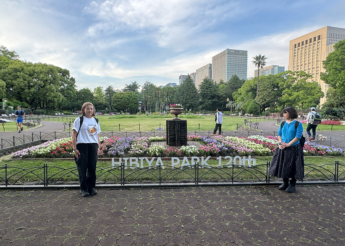 日比谷公園１２０周年の前で記念撮影！